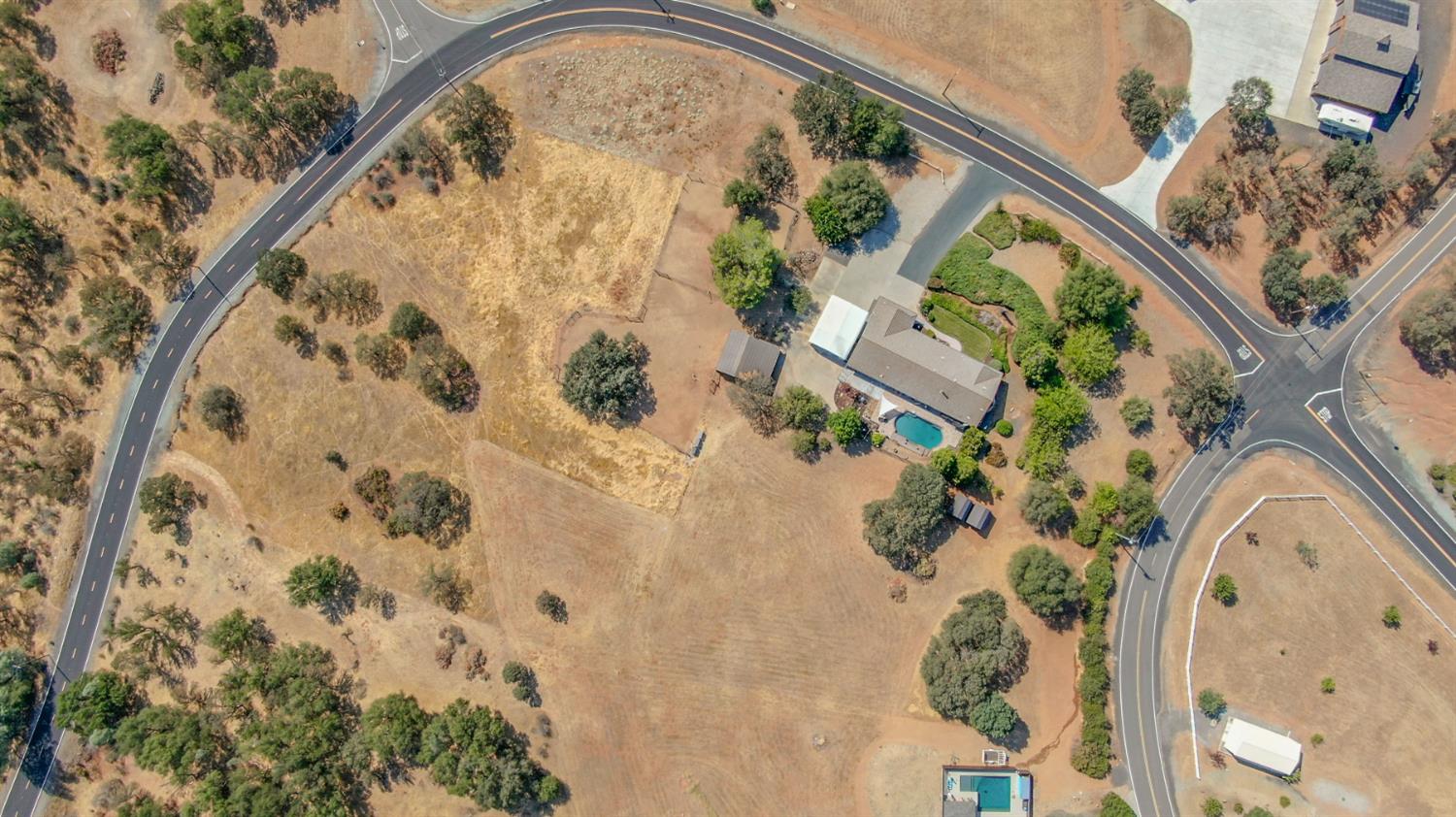 2451 Canoe St, Copperopolis, CA 95228