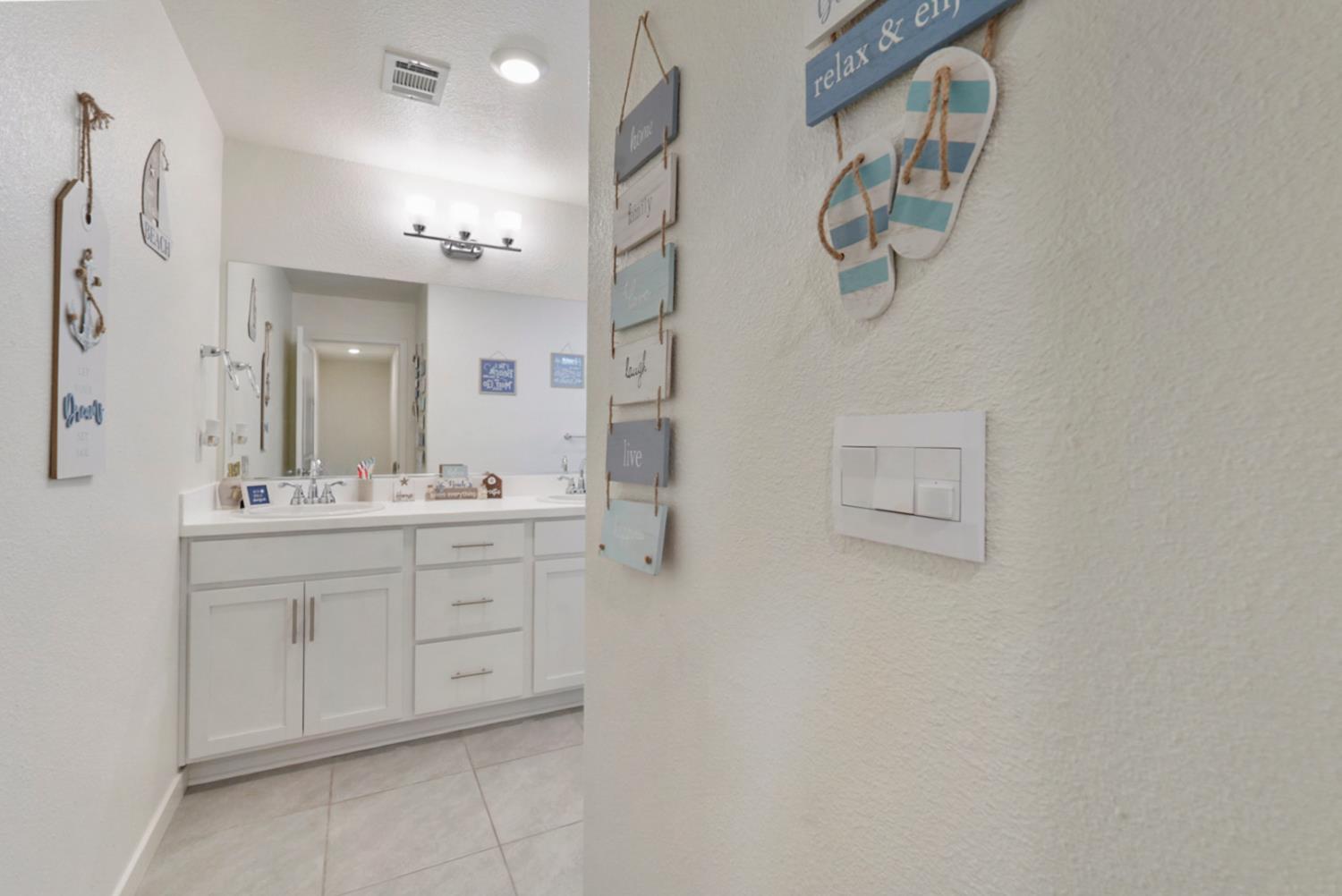 377 Shafer Ave, Merced, CA 95348