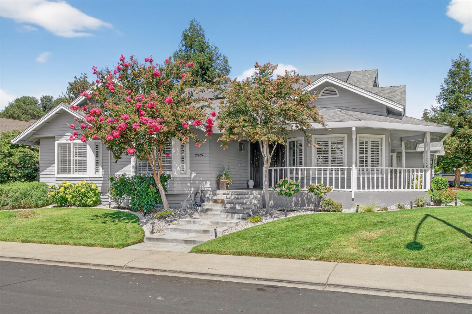 2325 Rio Verde Dr, Riverbank, CA 95367