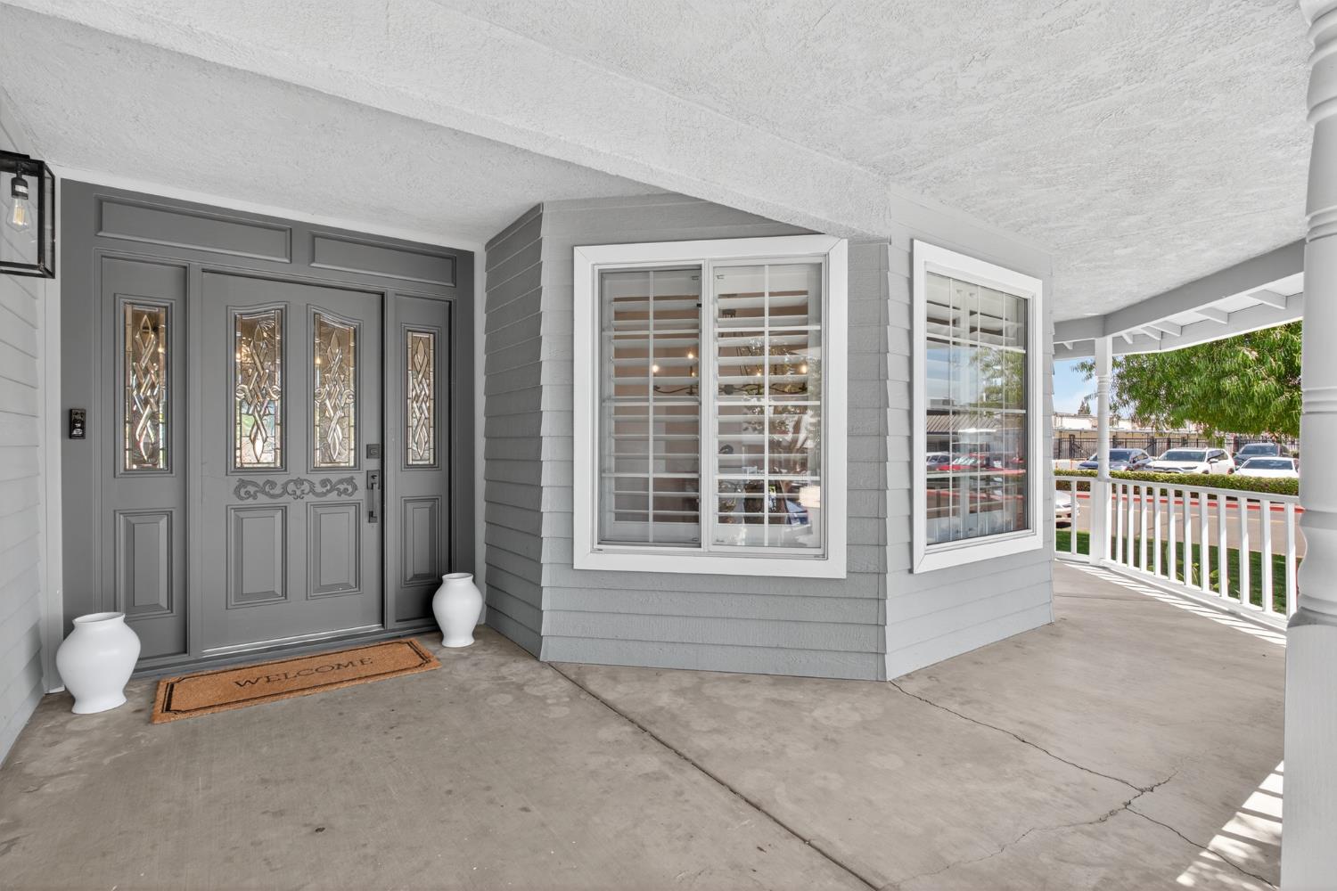 2325 Rio Verde Dr, Riverbank, CA 95367