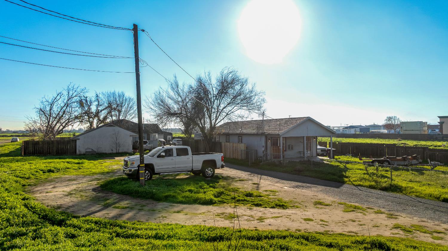 2256 W Yosemite Ave, Manteca, CA 95337