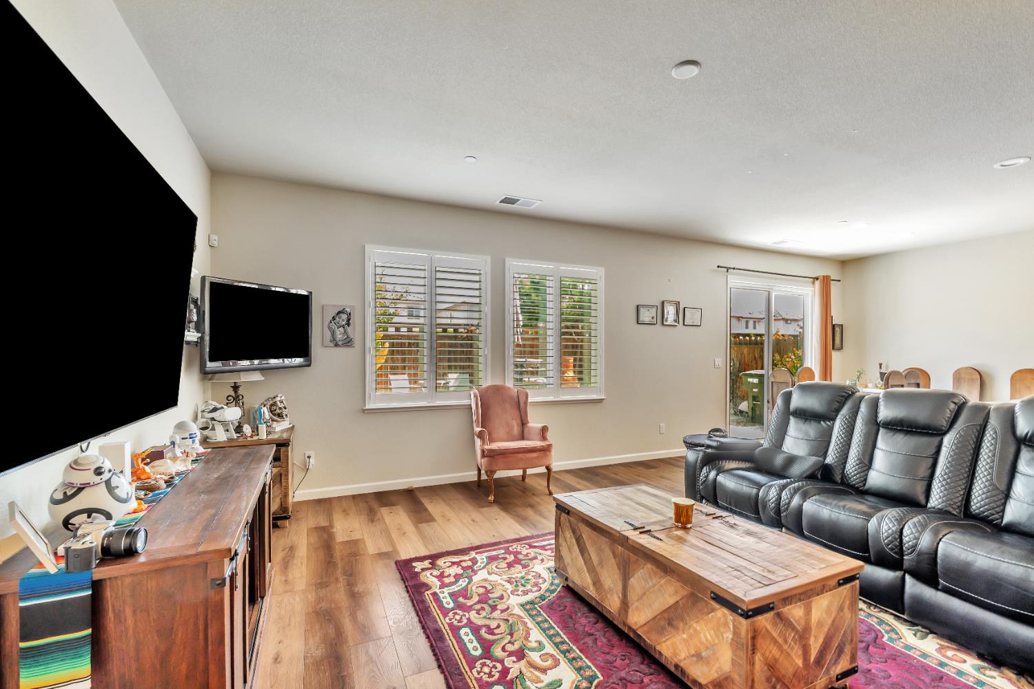 3628 Landmark Cir, Modesto, CA 95356