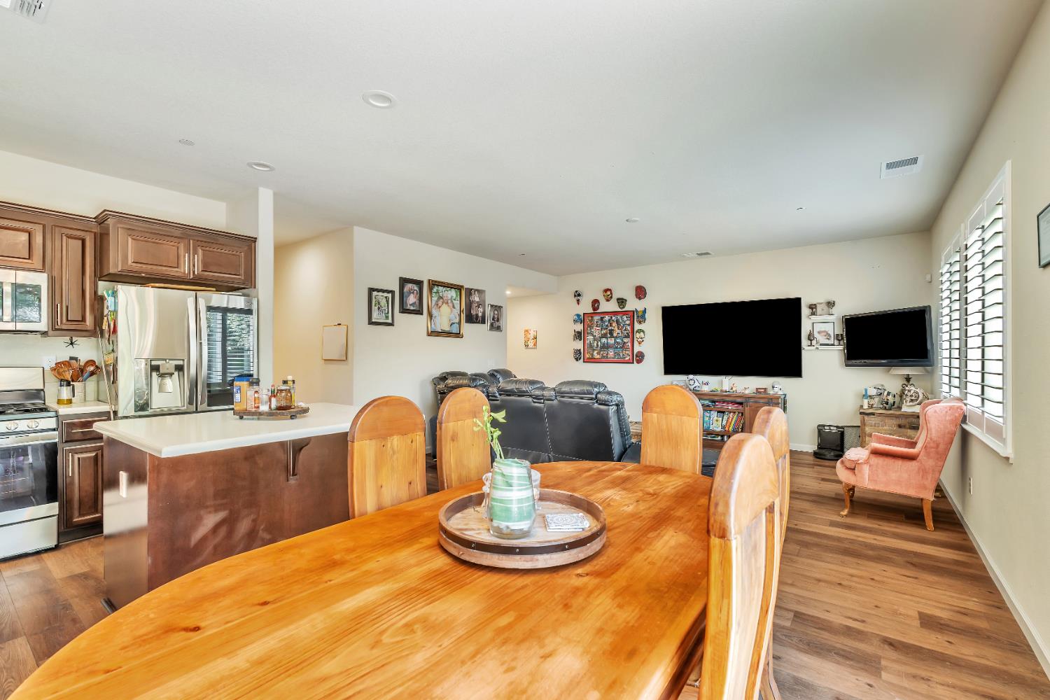 3628 Landmark Cir, Modesto, CA 95356