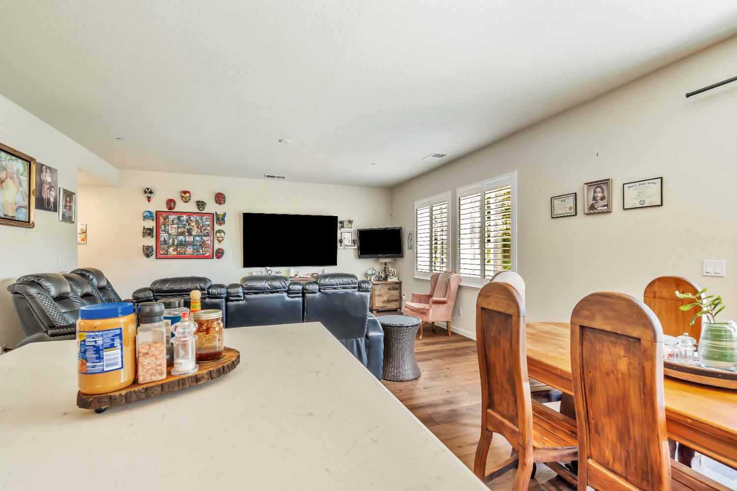 3628 Landmark Cir, Modesto, CA 95356