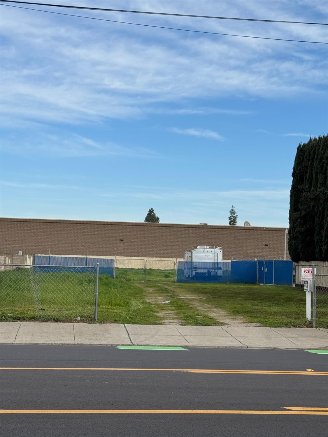 197 E Louise Ave, Manteca, CA 95336