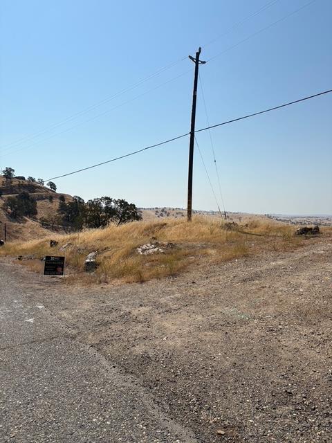 9769 Caracol Cir, La Grange, CA 95329