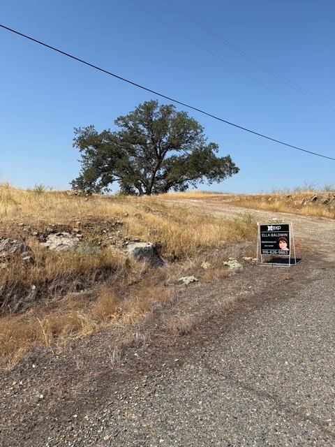 9769 Caracol Cir, La Grange, CA 95329