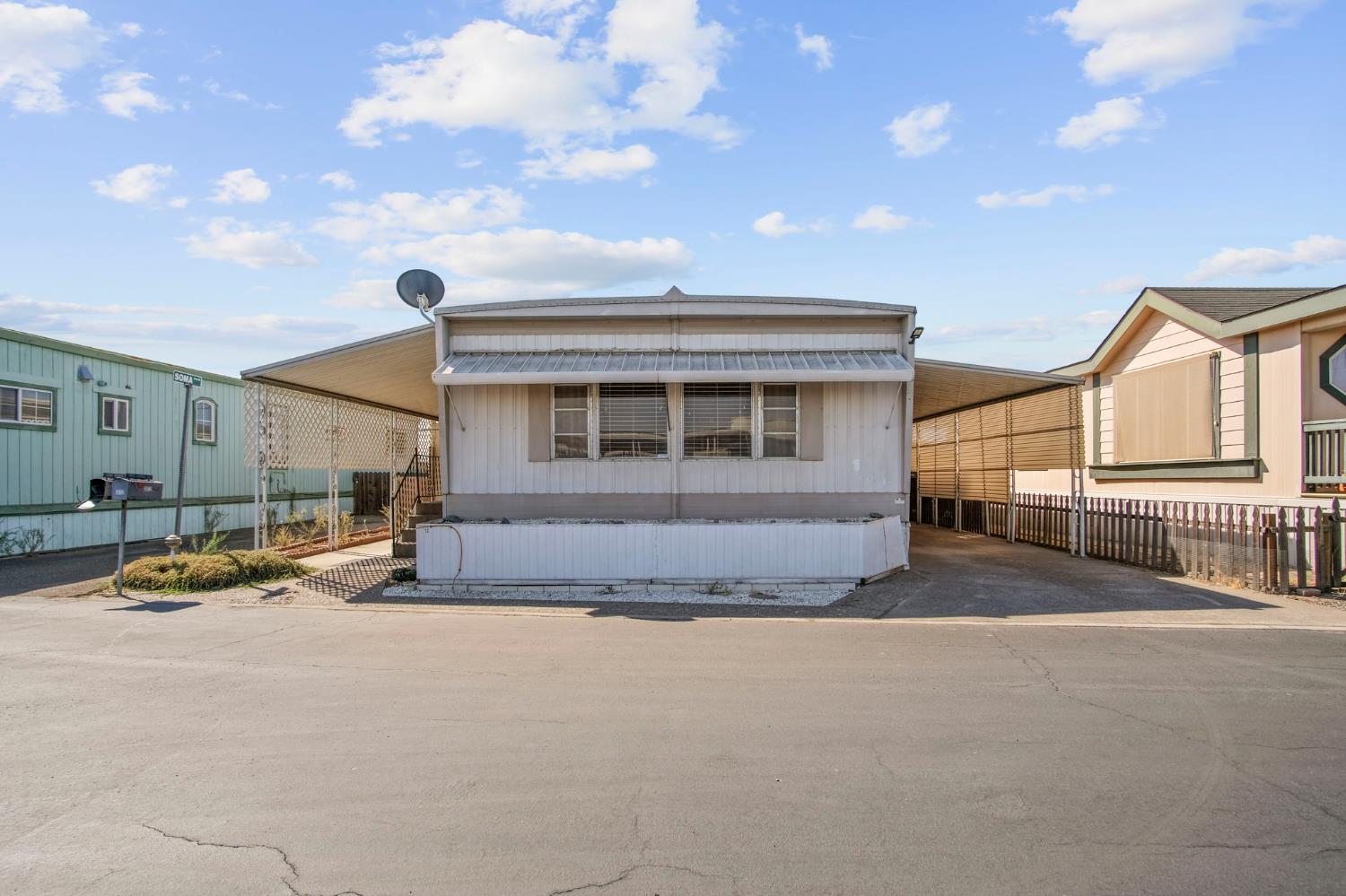 3012 Donner Dr #32, Ceres, CA 95307