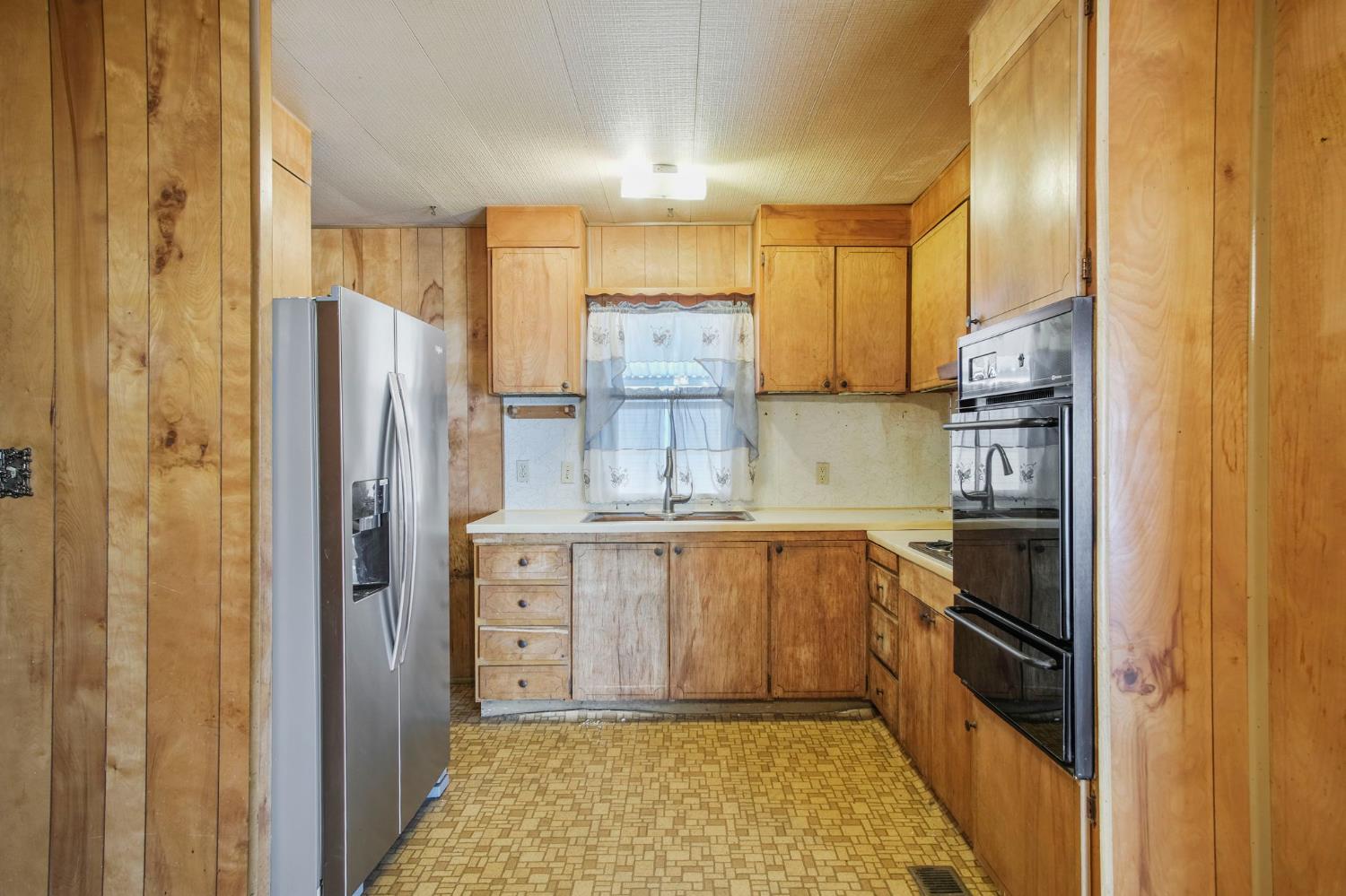 3012 Donner Dr #32, Ceres, CA 95307