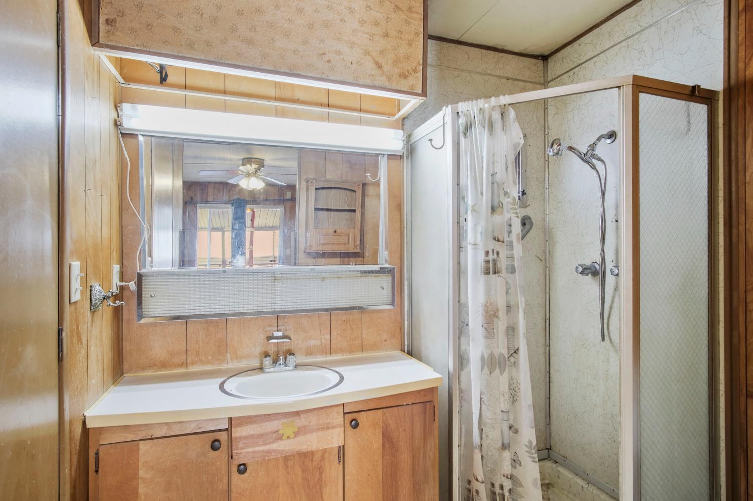 3012 Donner Dr #32, Ceres, CA 95307