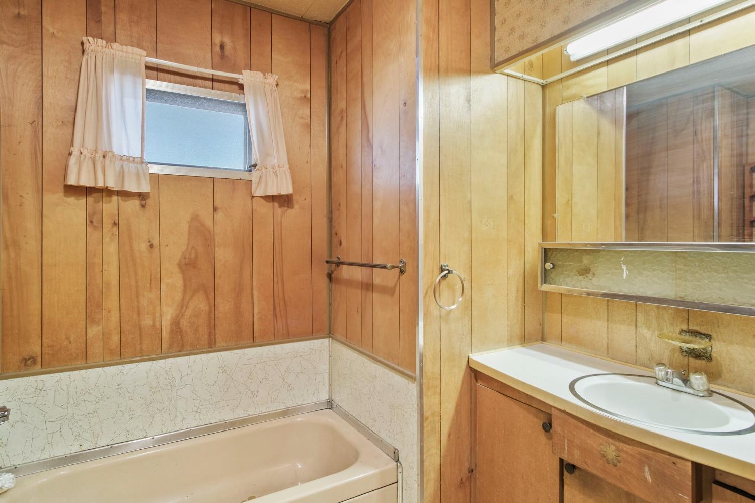 3012 Donner Dr #32, Ceres, CA 95307