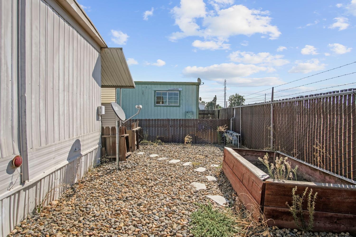 3012 Donner Dr #32, Ceres, CA 95307