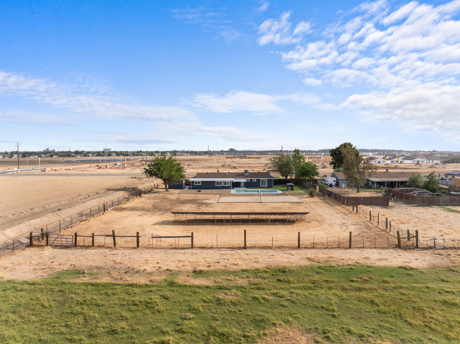 420 E Bellevue Rd, Merced, CA 95348