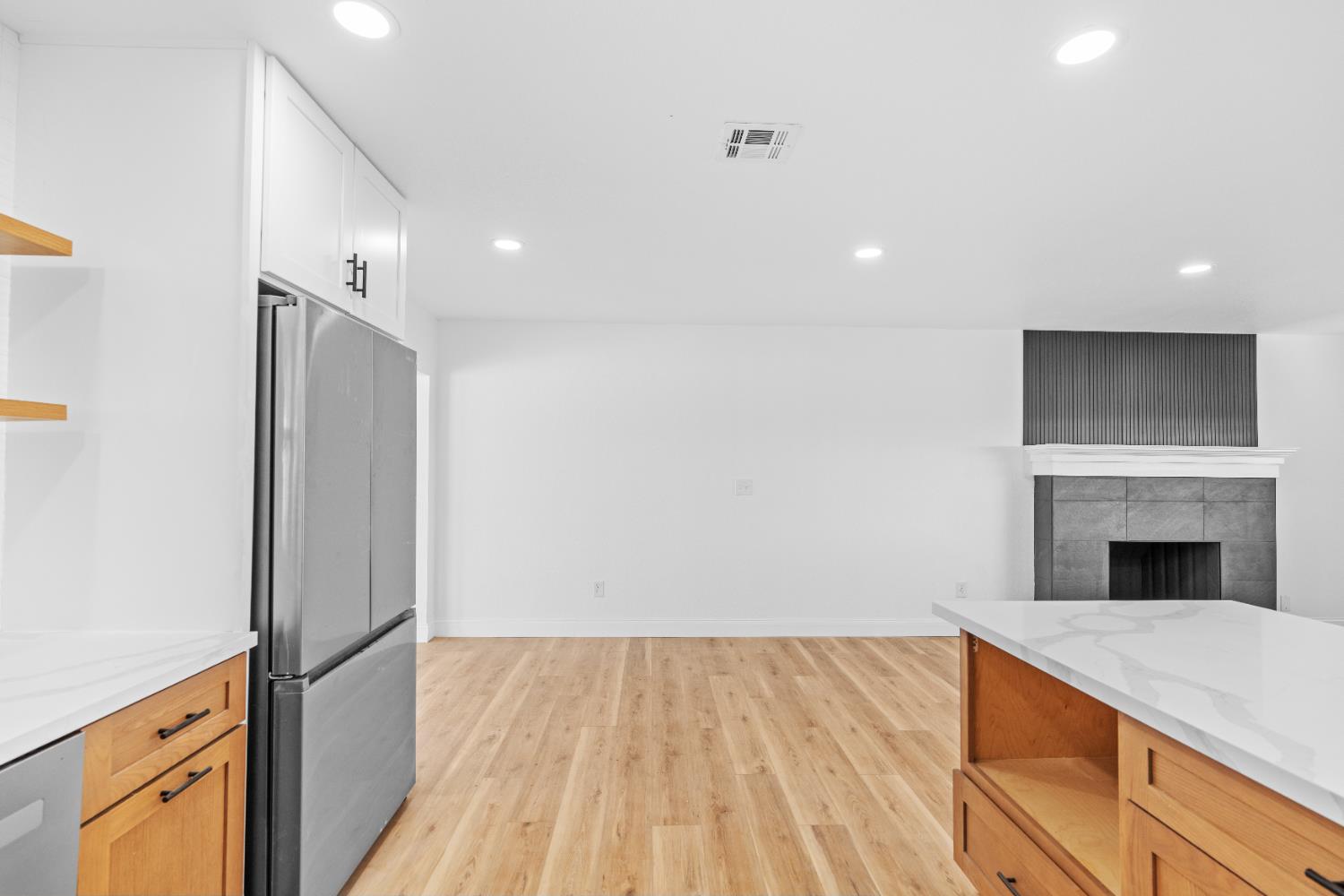 420 E Bellevue Rd, Merced, CA 95348