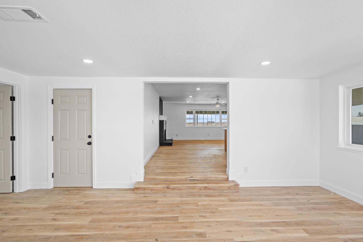 420 E Bellevue Rd, Merced, CA 95348