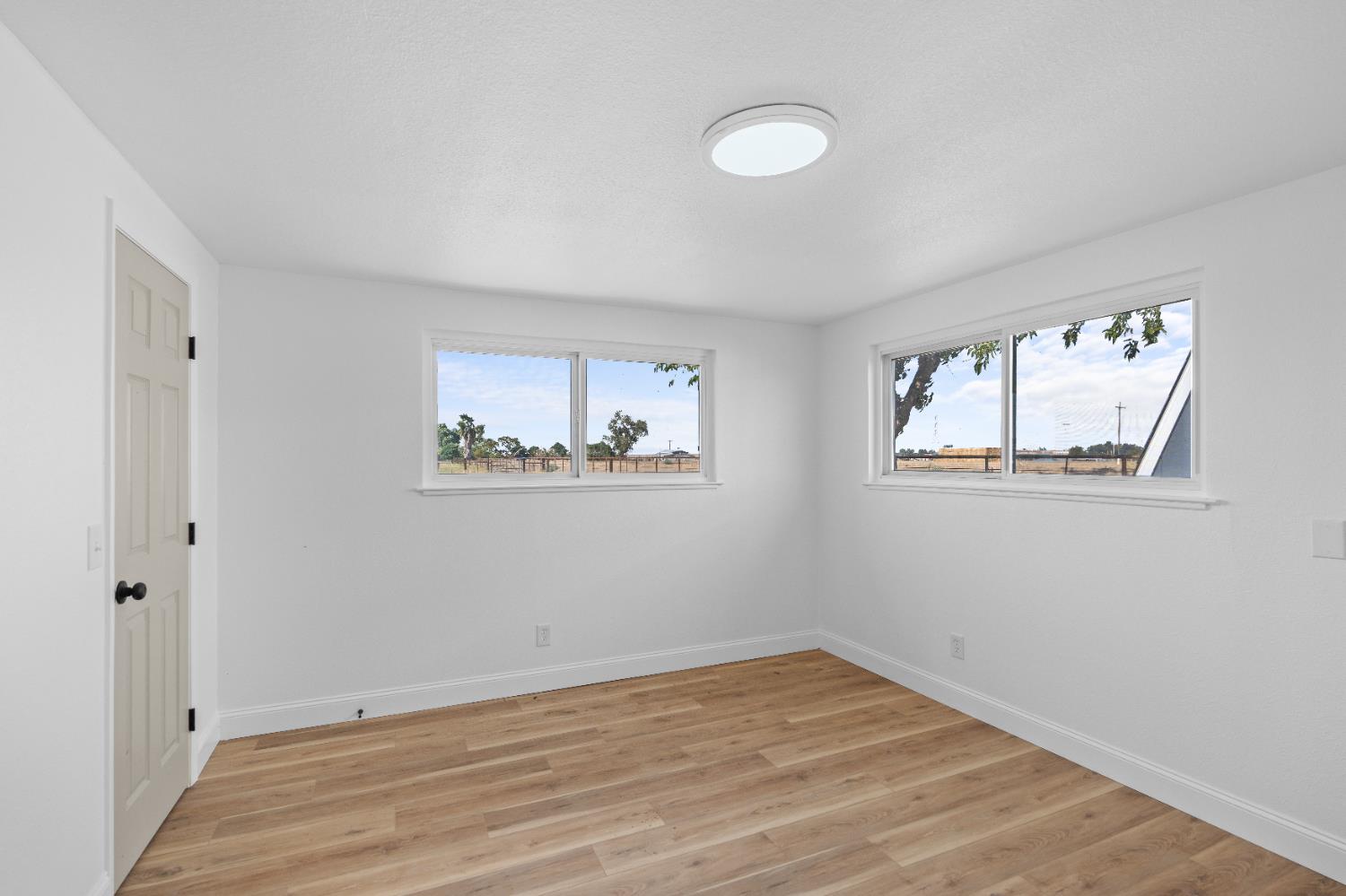 420 E Bellevue Rd, Merced, CA 95348