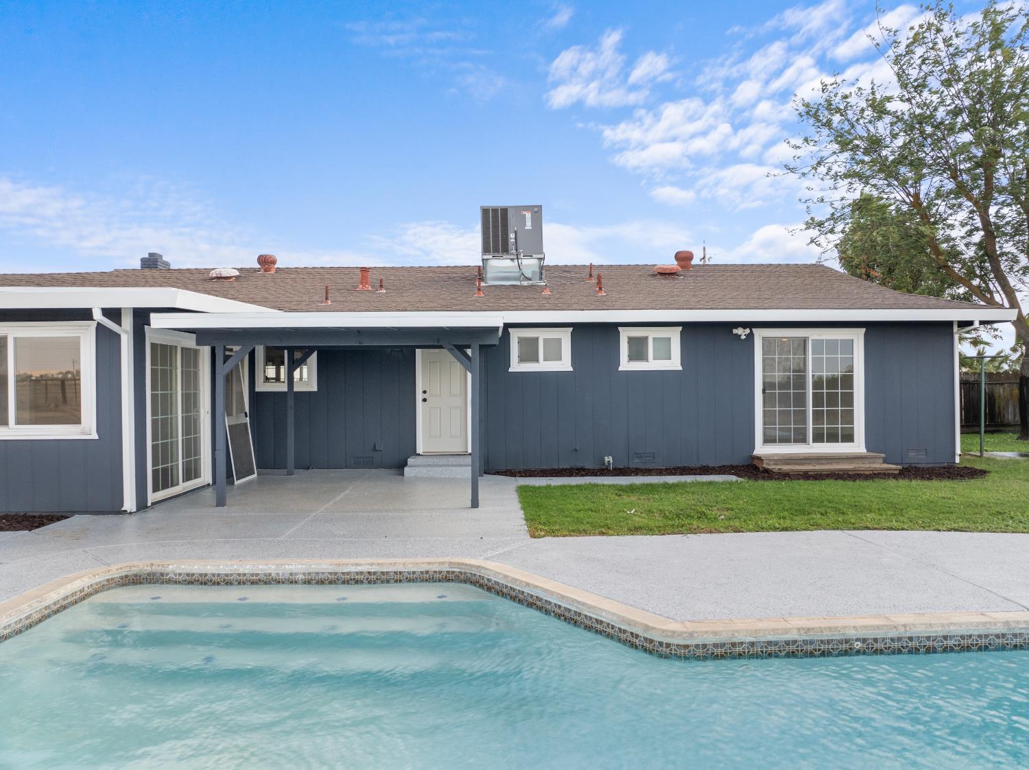 420 E Bellevue Rd, Merced, CA 95348