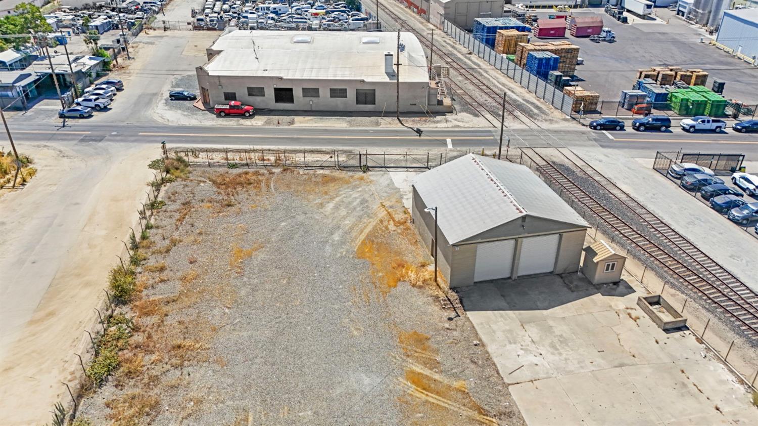 501 Hosmer Ave, Modesto, CA 95351