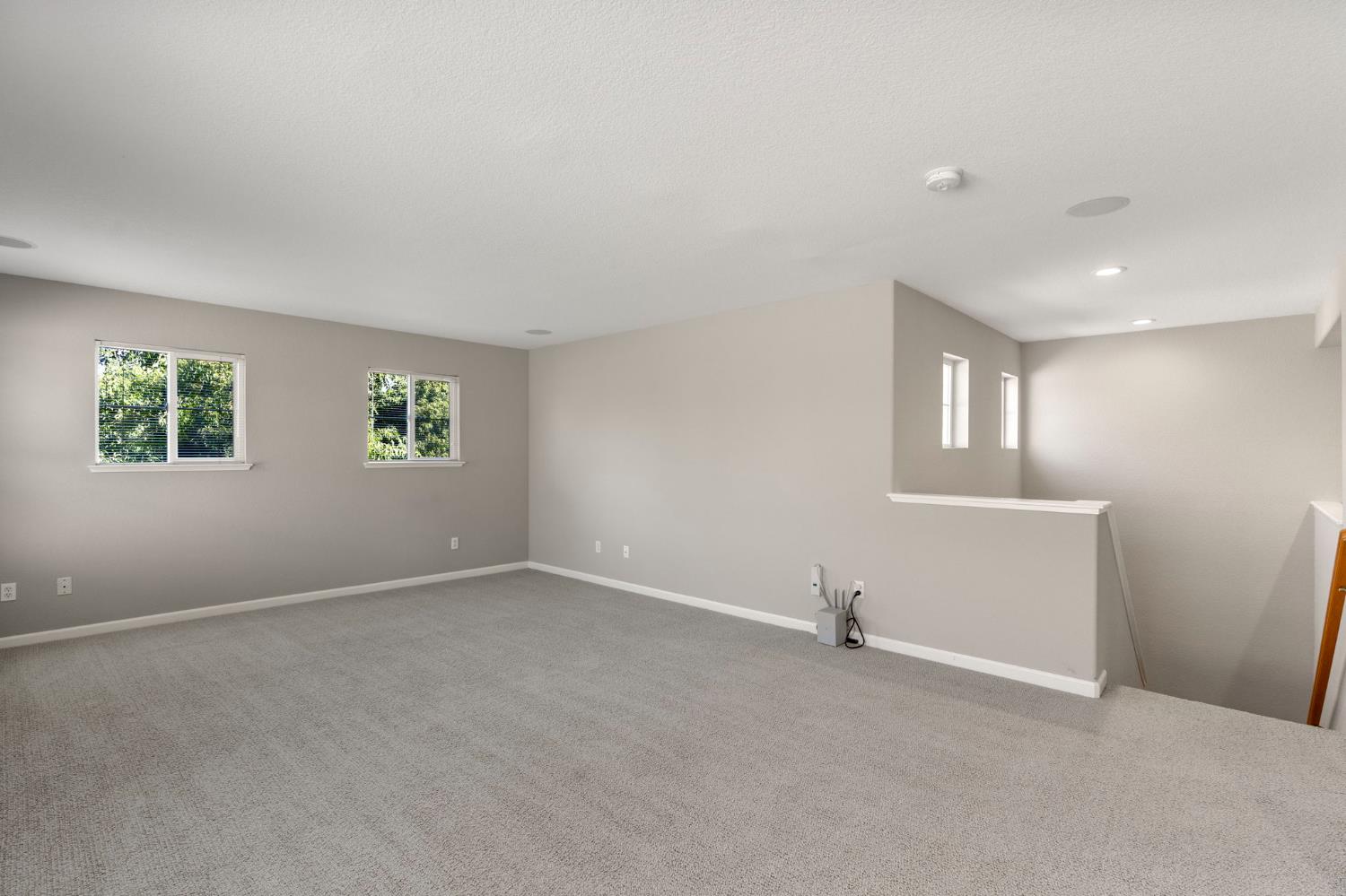 864 N Heartland Dr, Manteca, CA 95337