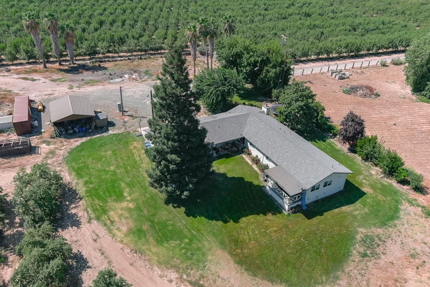 9337 Creekside Ln, Modesto, CA 95357