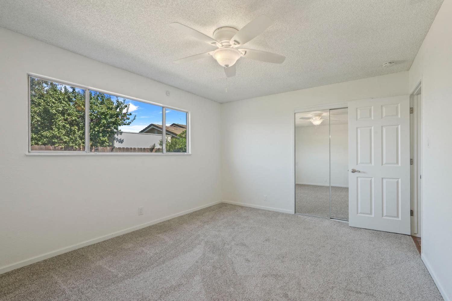 819 Wawona St, Manteca, CA 95337