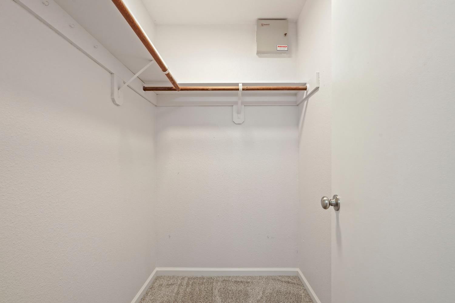 819 Wawona St, Manteca, CA 95337