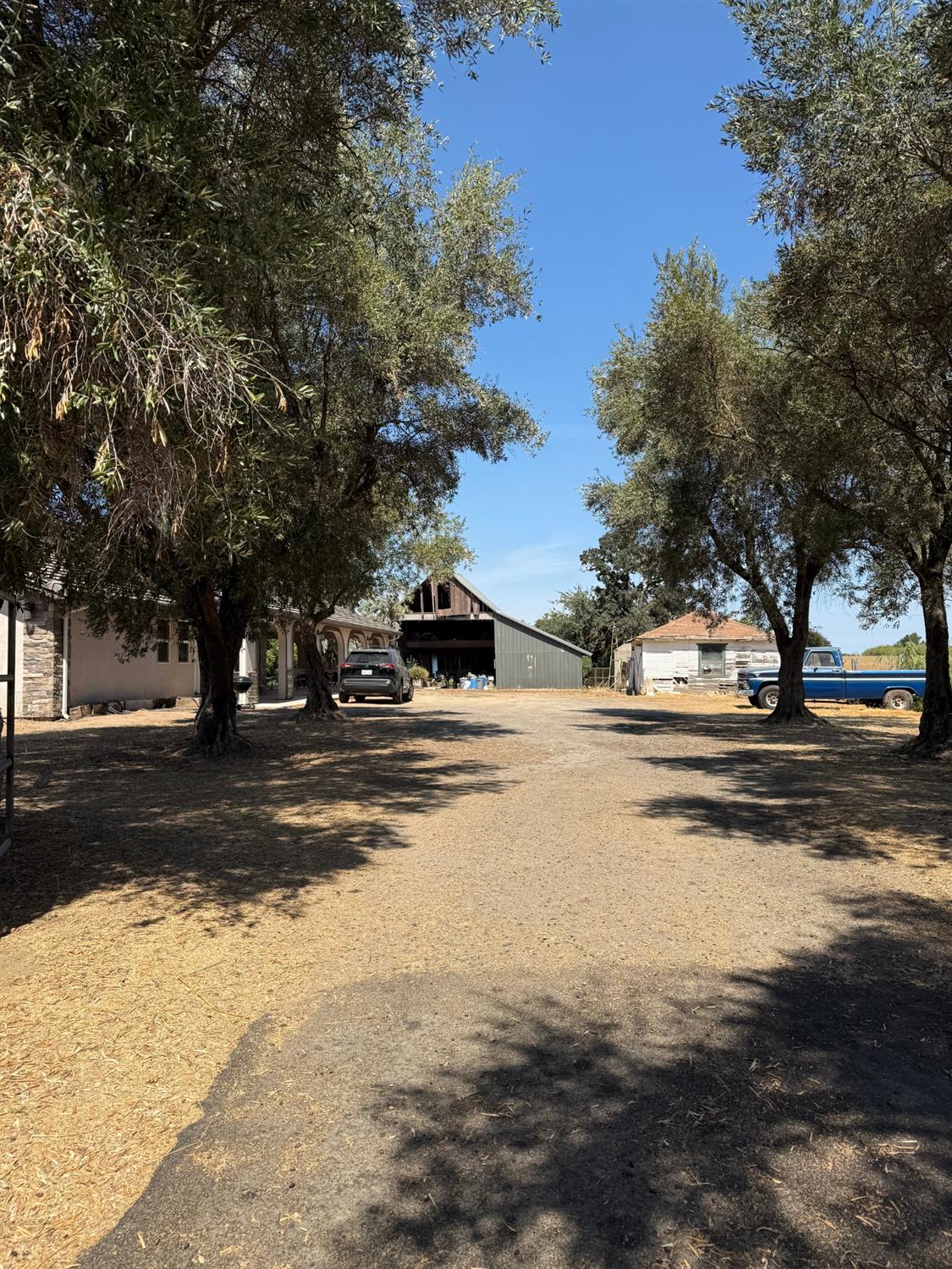 6731 River Rd, Oakdale, CA 95361