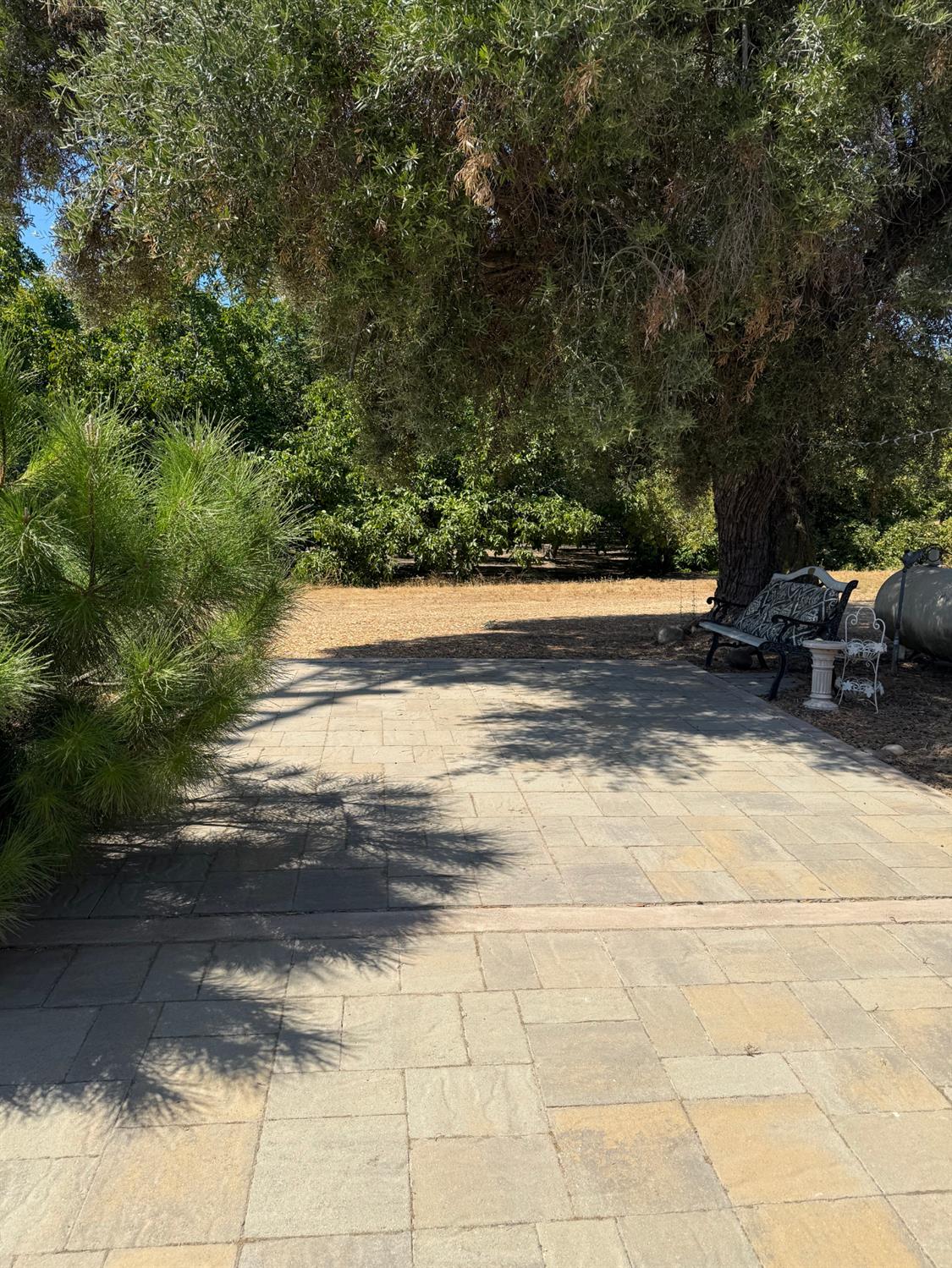 6731 River Rd, Oakdale, CA 95361