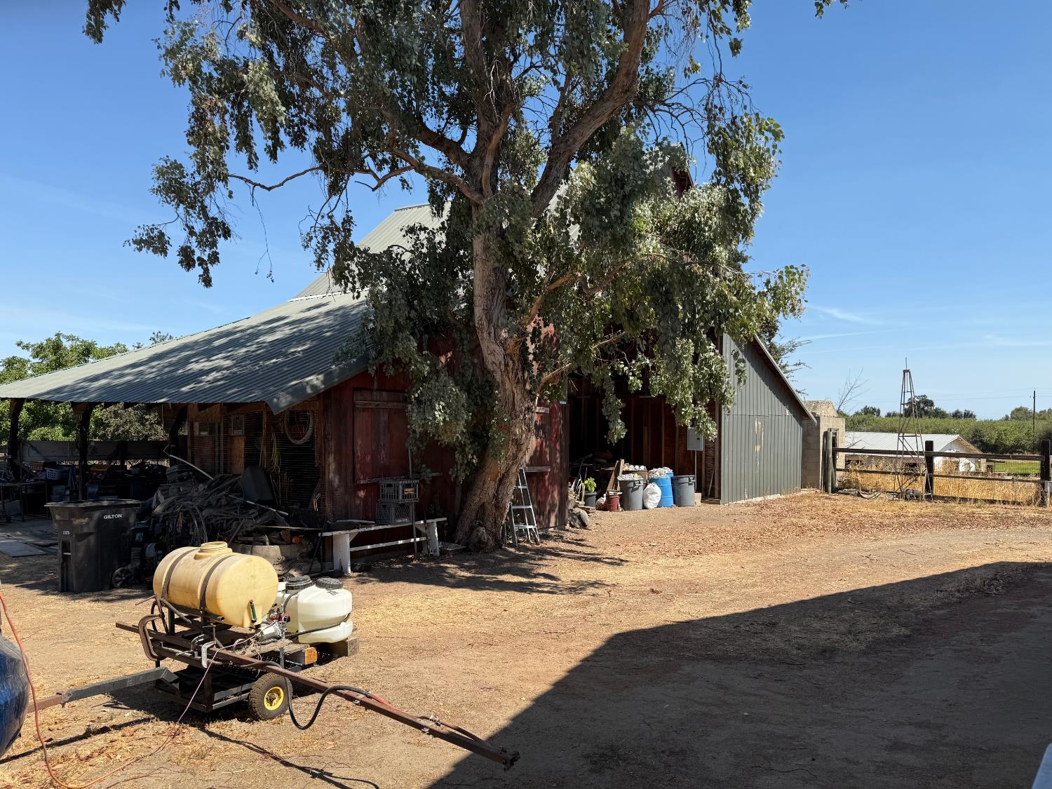 6731 River Rd, Oakdale, CA 95361