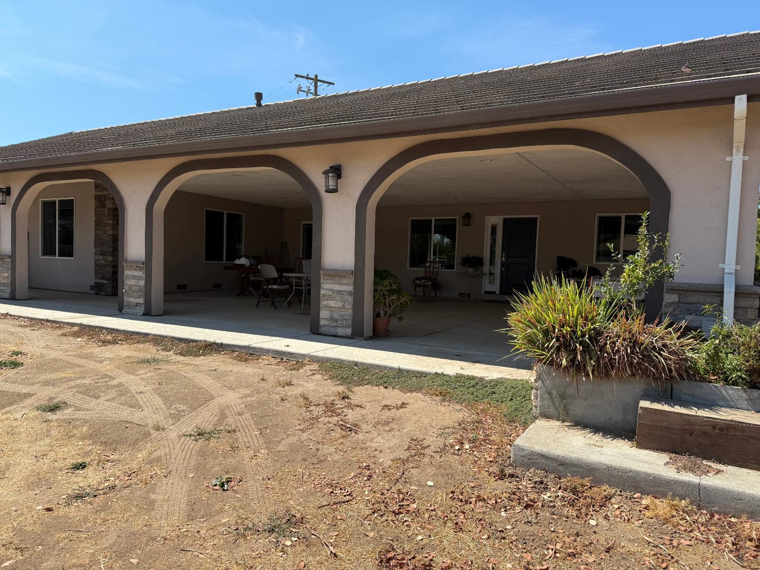 6731 River Rd, Oakdale, CA 95361