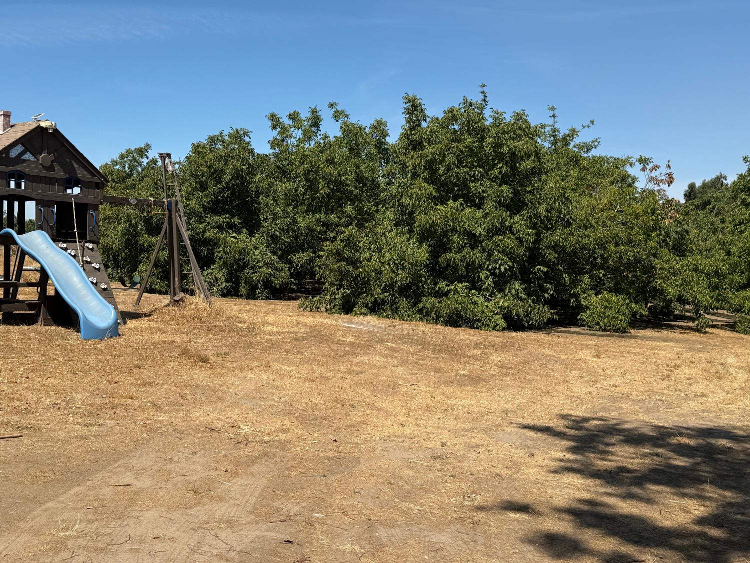 6731 River Rd, Oakdale, CA 95361