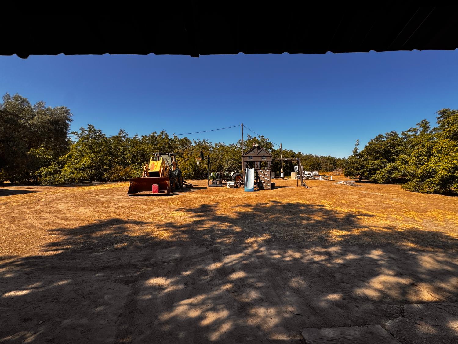 6731 River Rd, Oakdale, CA 95361