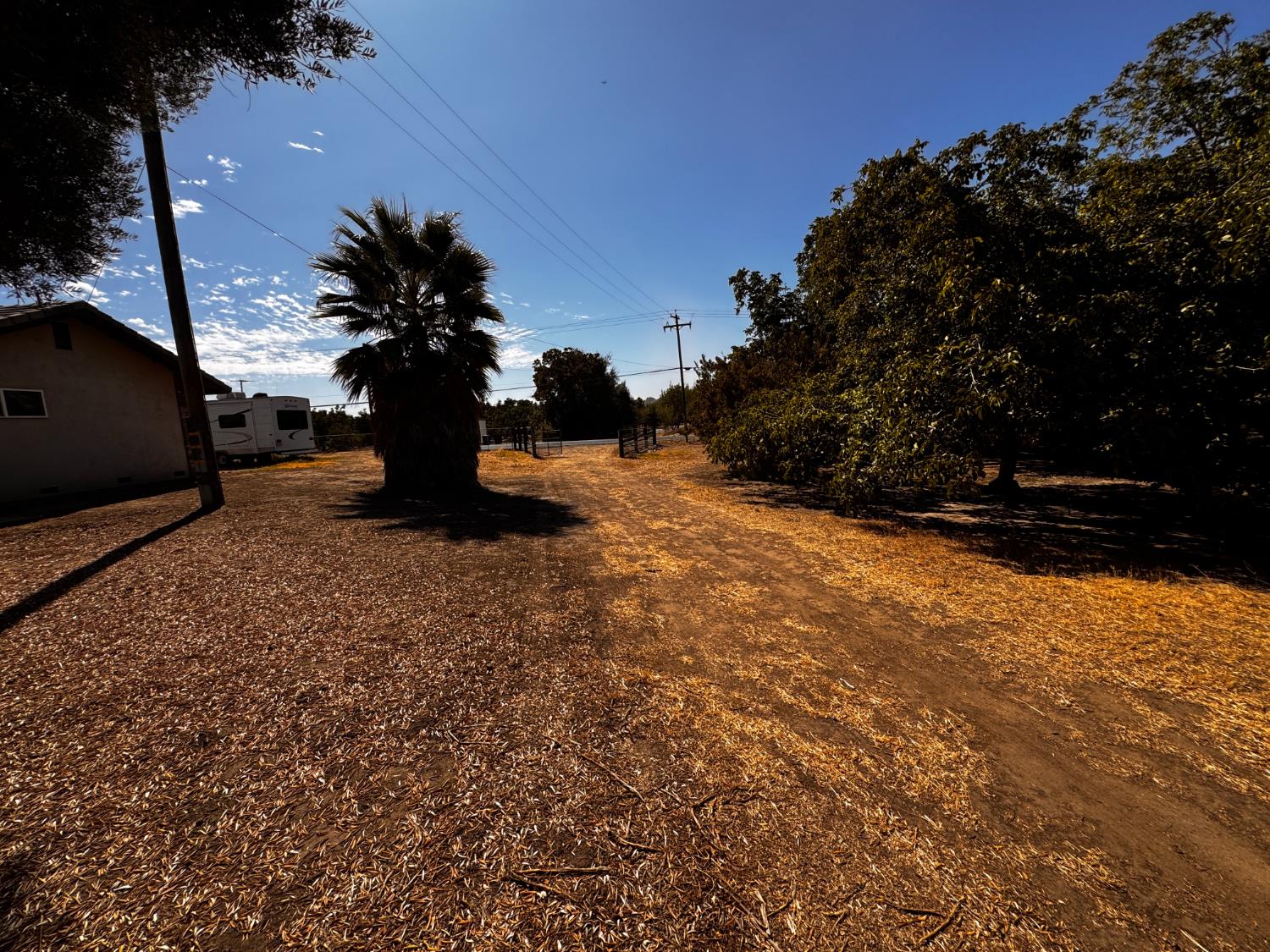 6731 River Rd, Oakdale, CA 95361