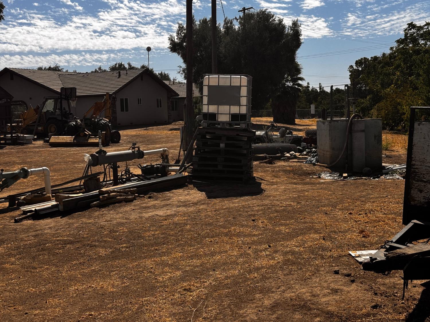6731 River Rd, Oakdale, CA 95361