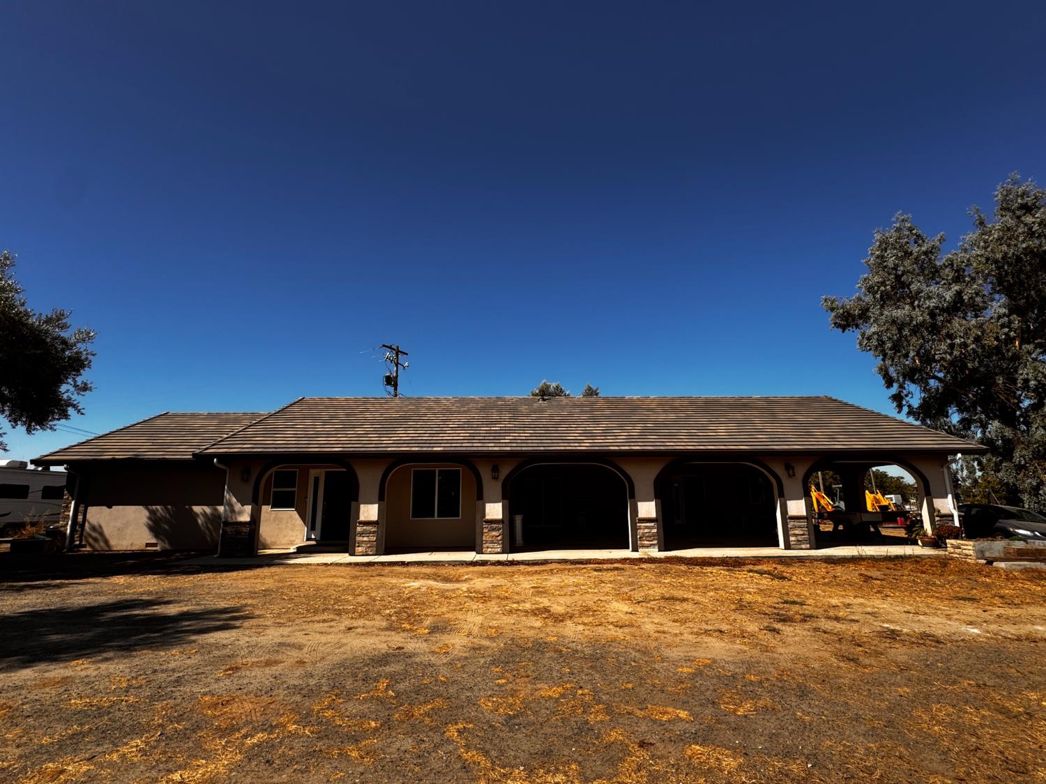 6731 River Rd, Oakdale, CA 95361