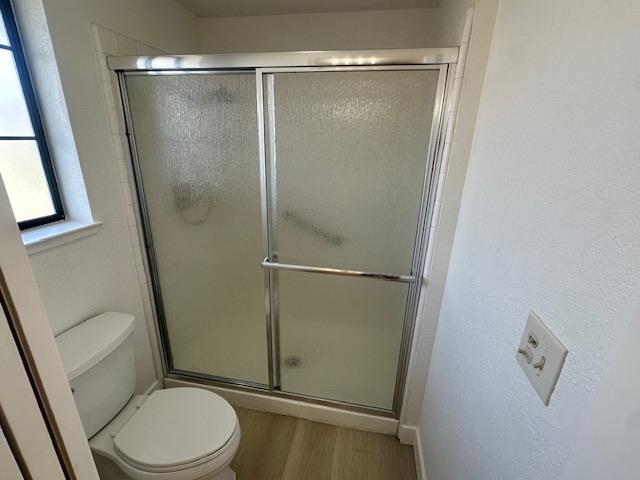 2400 Dutchollow Ct, Modesto, CA 95356