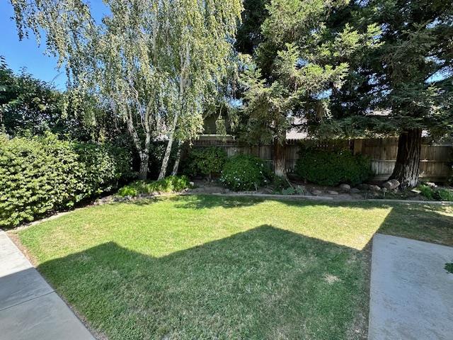 2400 Dutchollow Ct, Modesto, CA 95356