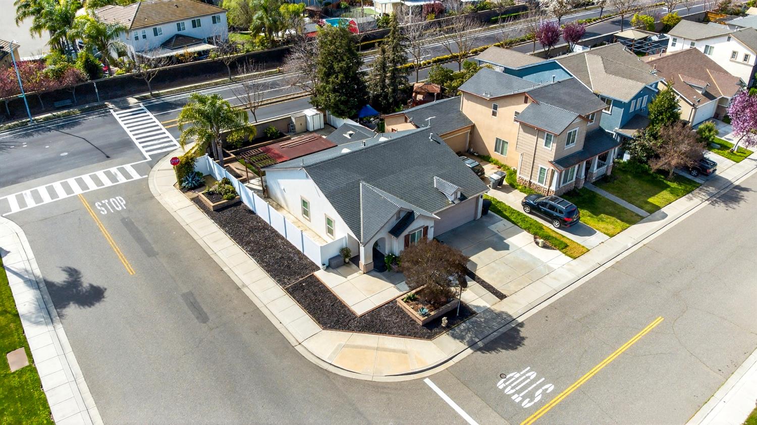 2368 Hearthsong Ct, Riverbank, CA 95367