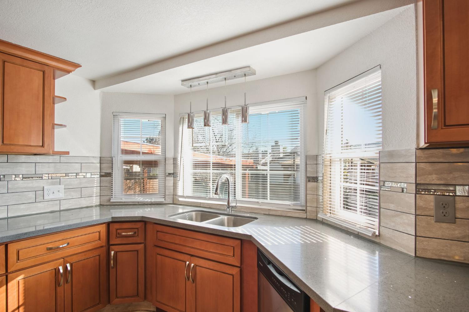 2500 Yale, Turlock, CA 95382