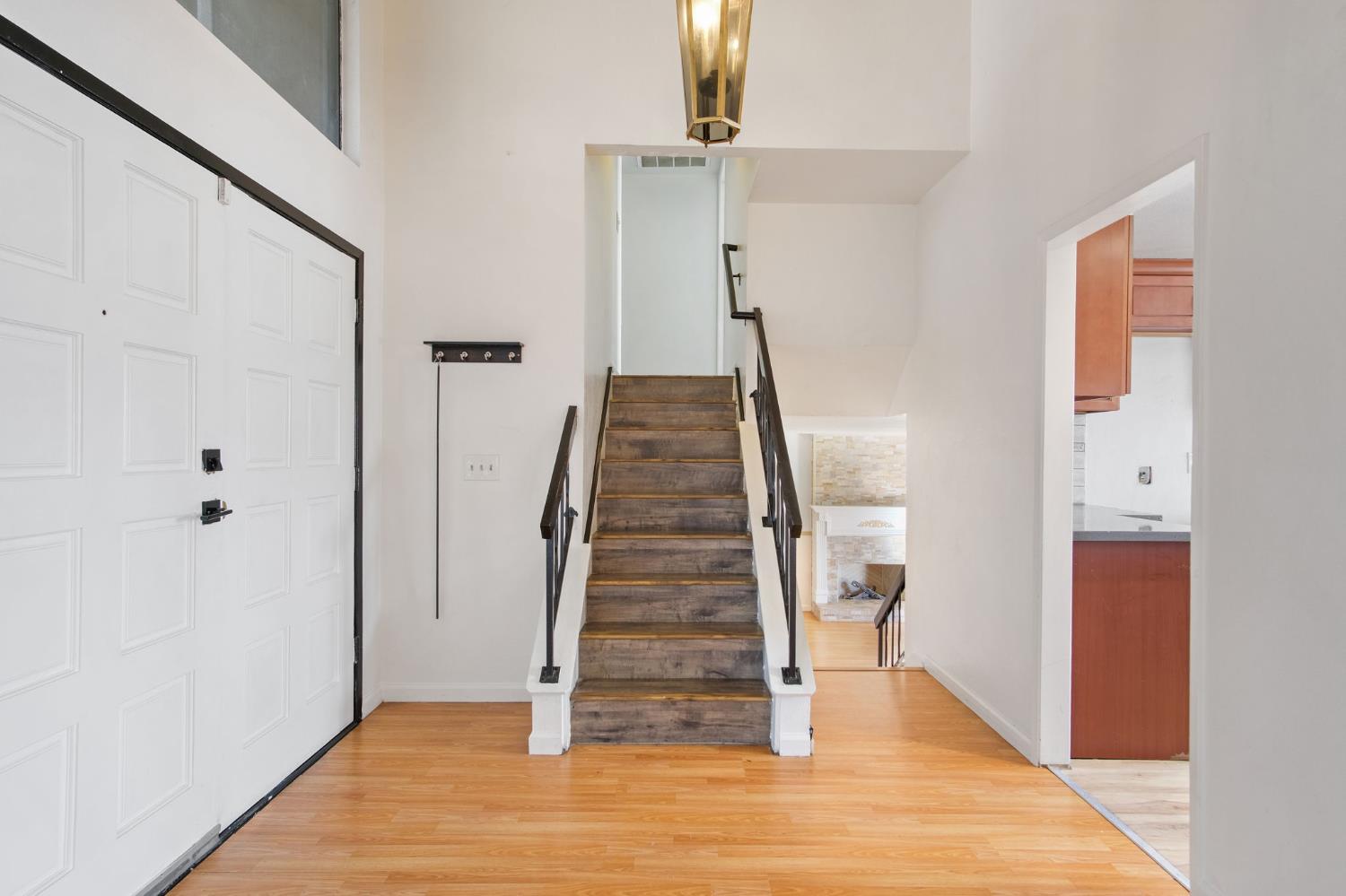 2500 Yale, Turlock, CA 95382