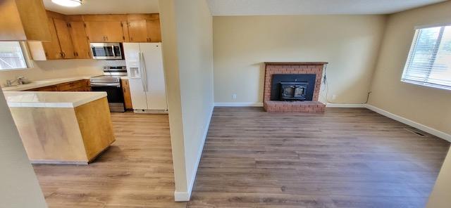 10449 Pioneer Ave, Oakdale, CA 95361