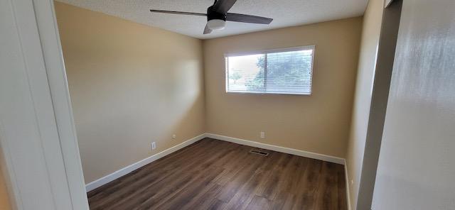 10449 Pioneer Ave, Oakdale, CA 95361