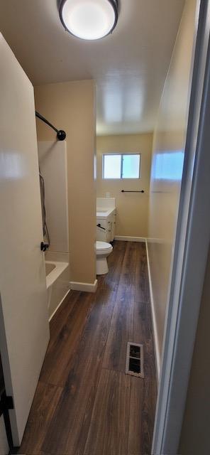 10449 Pioneer Ave, Oakdale, CA 95361