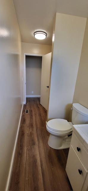 10449 Pioneer Ave, Oakdale, CA 95361