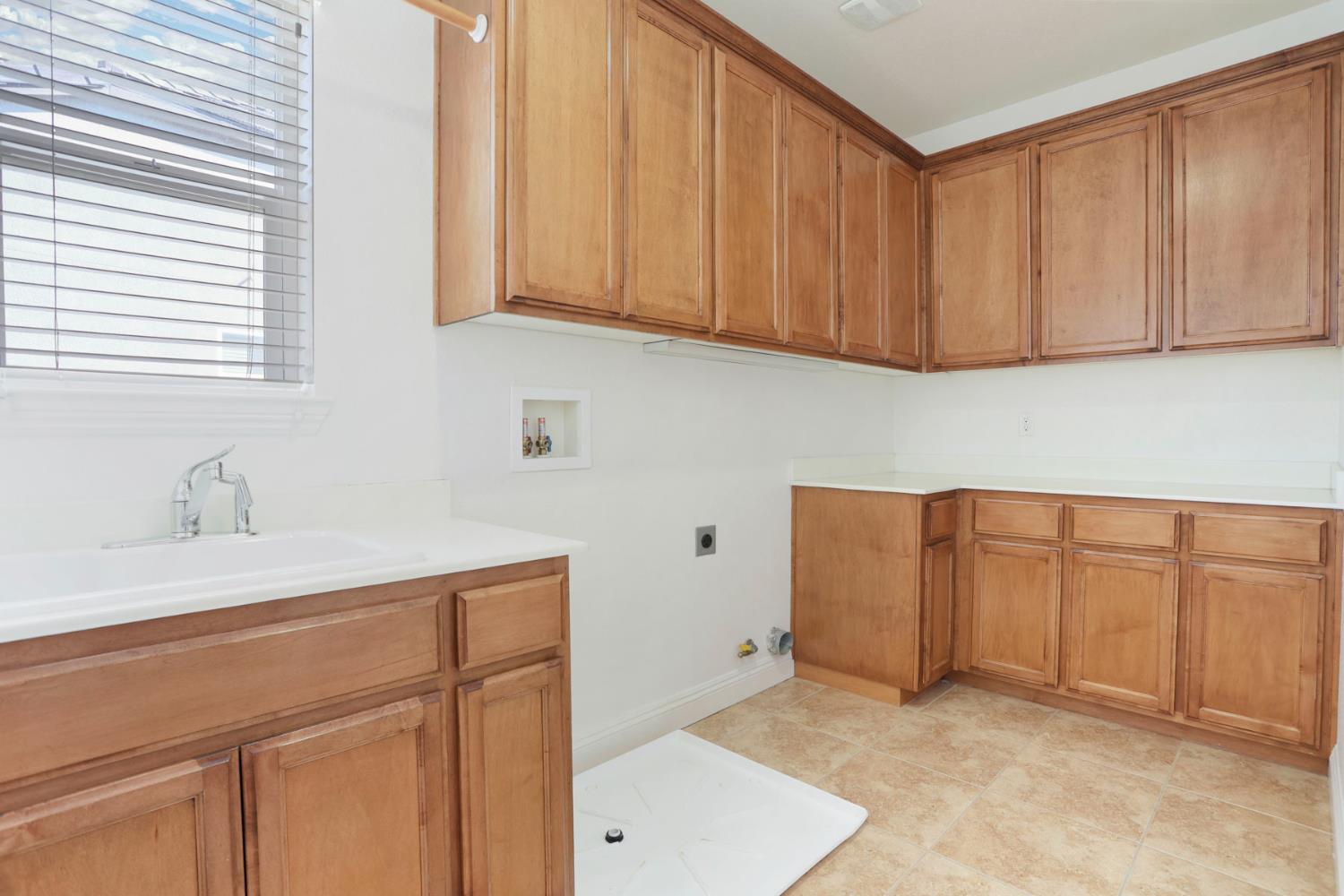 1773 Lana Way, Manteca, CA 95337