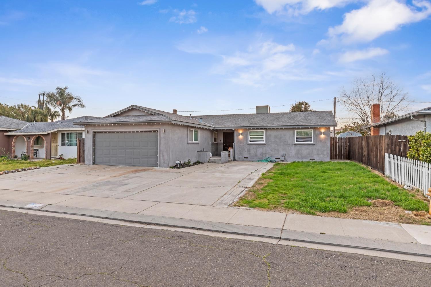 1813 Poppy Ln, Ceres, CA 95307