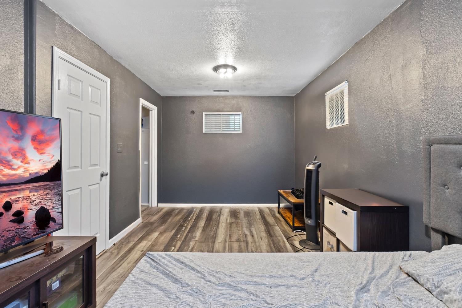 1813 Poppy Ln, Ceres, CA 95307