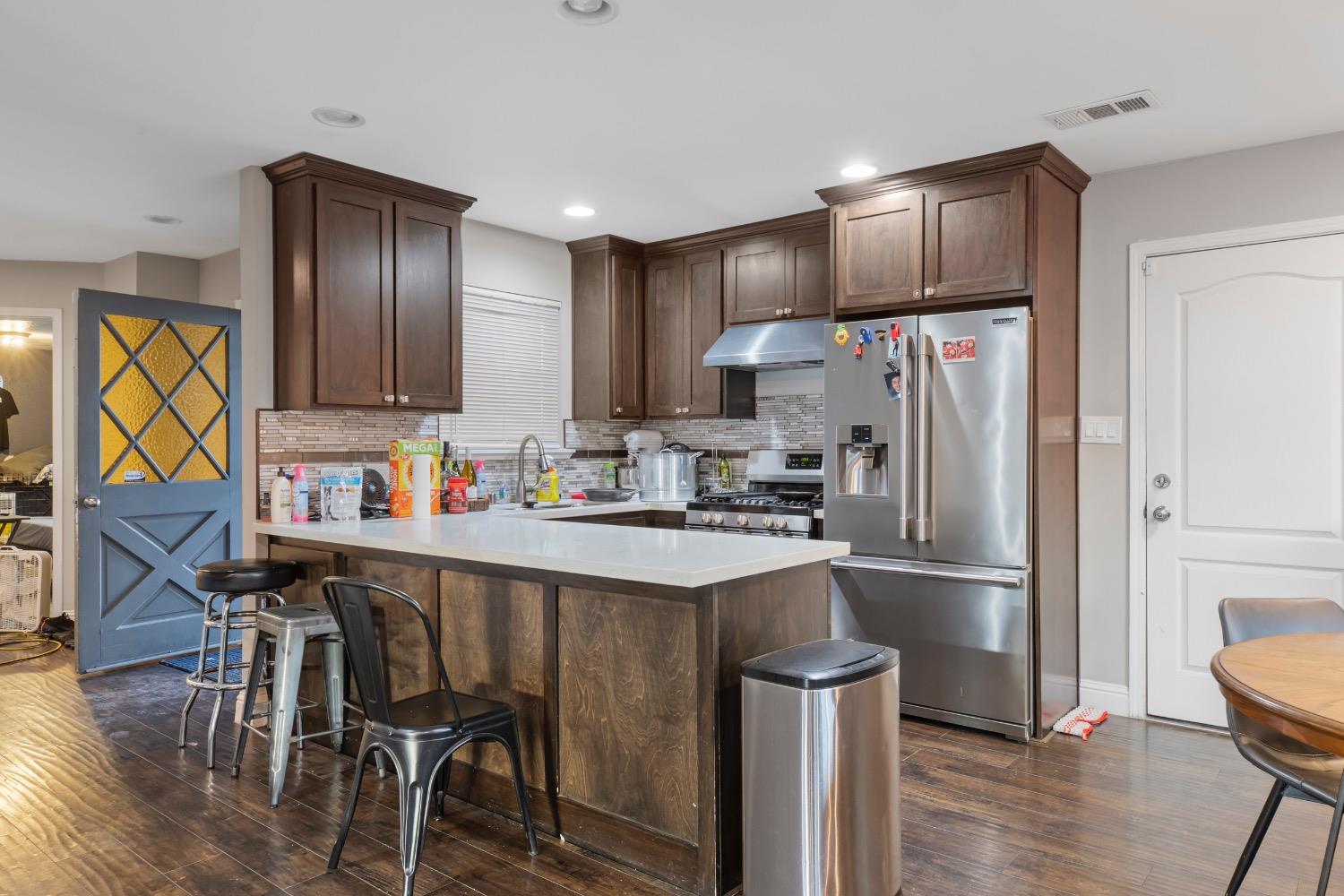 1813 Poppy Ln, Ceres, CA 95307