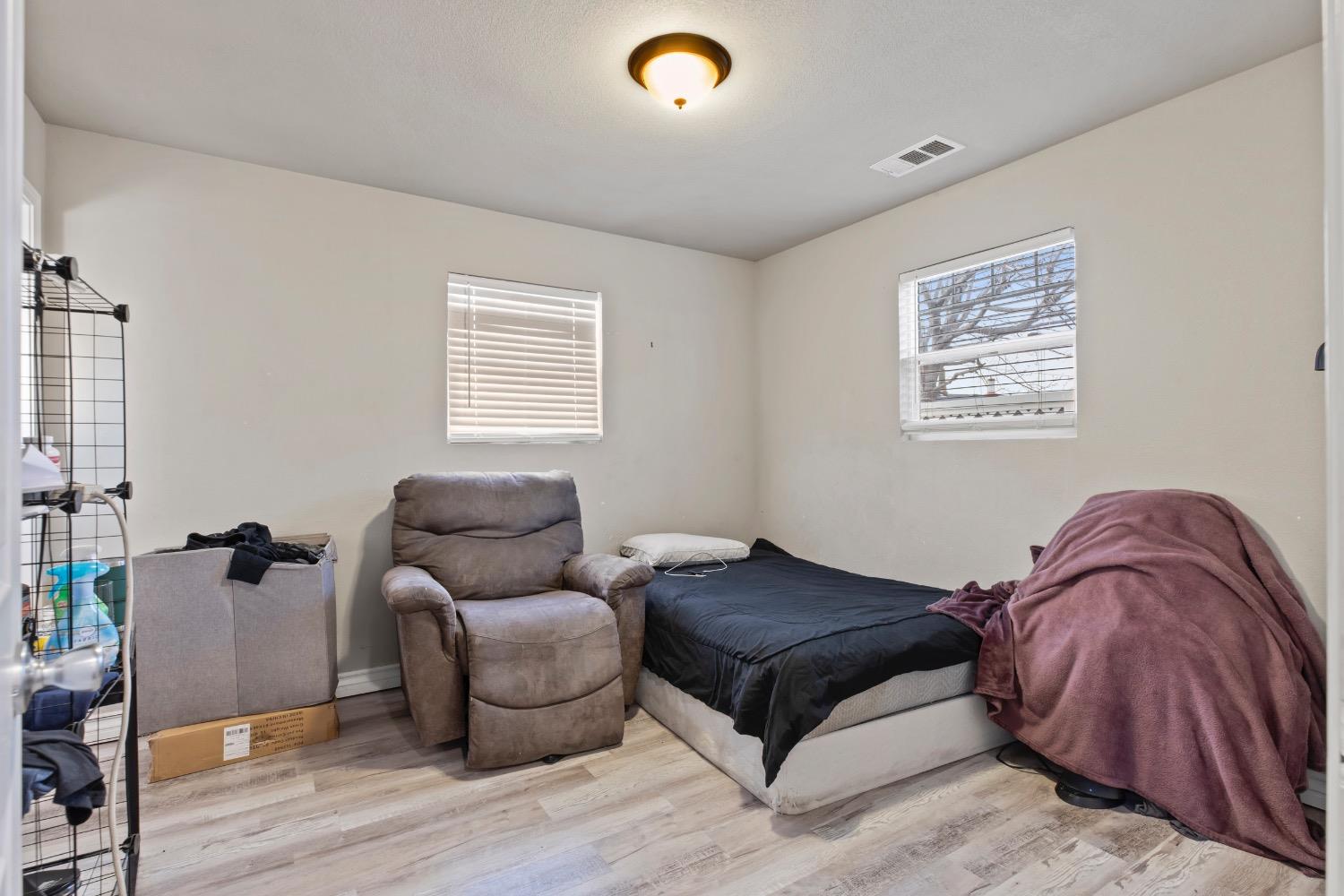 1813 Poppy Ln, Ceres, CA 95307