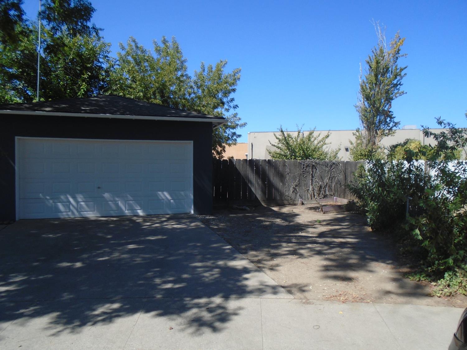 1917 Freida Ct, Modesto, CA 95350